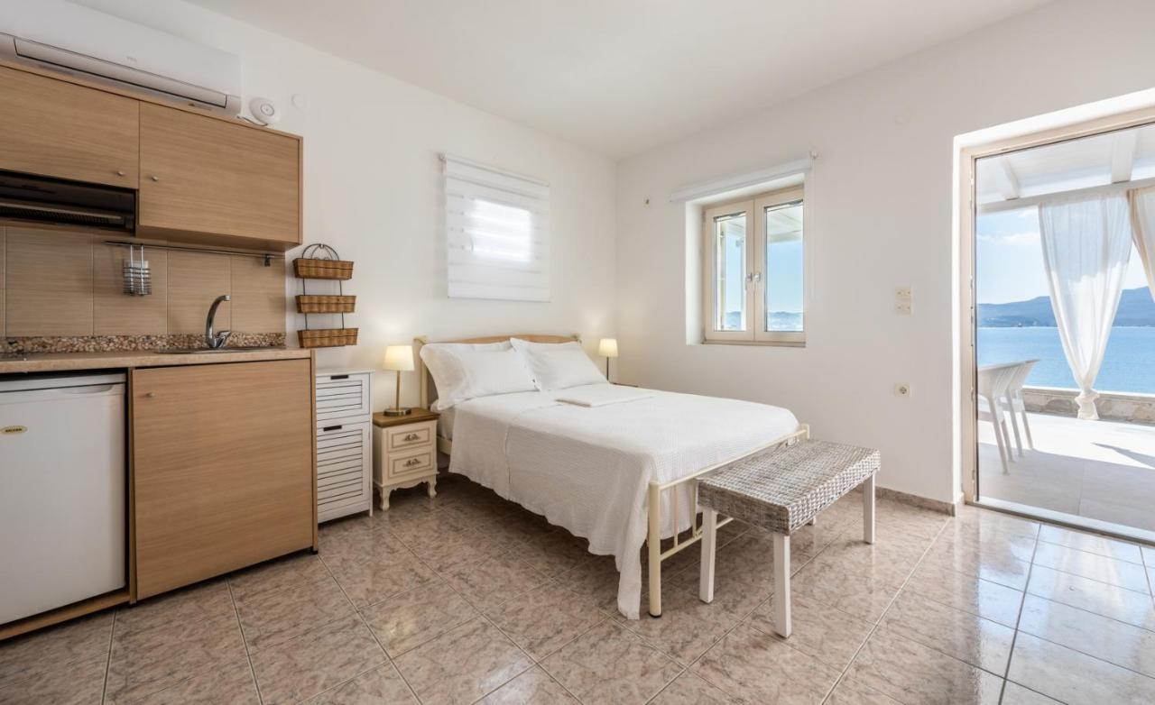 Anemi Suites Adamantas  Exteriör bild